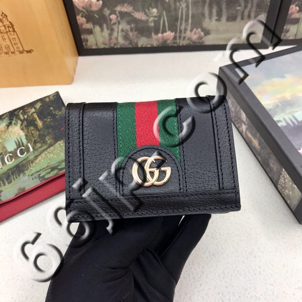 グッチ財布 レプリカ正面デザイン